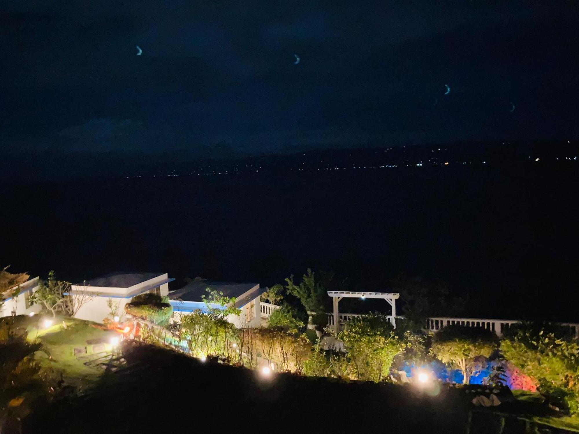 1888 Beach Resort Dumaguete City Exterior foto